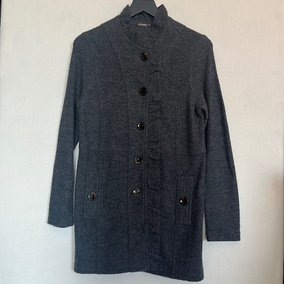 100% Merino Wool Gray Ruffle Sweater Coat - Picture 3 of 4